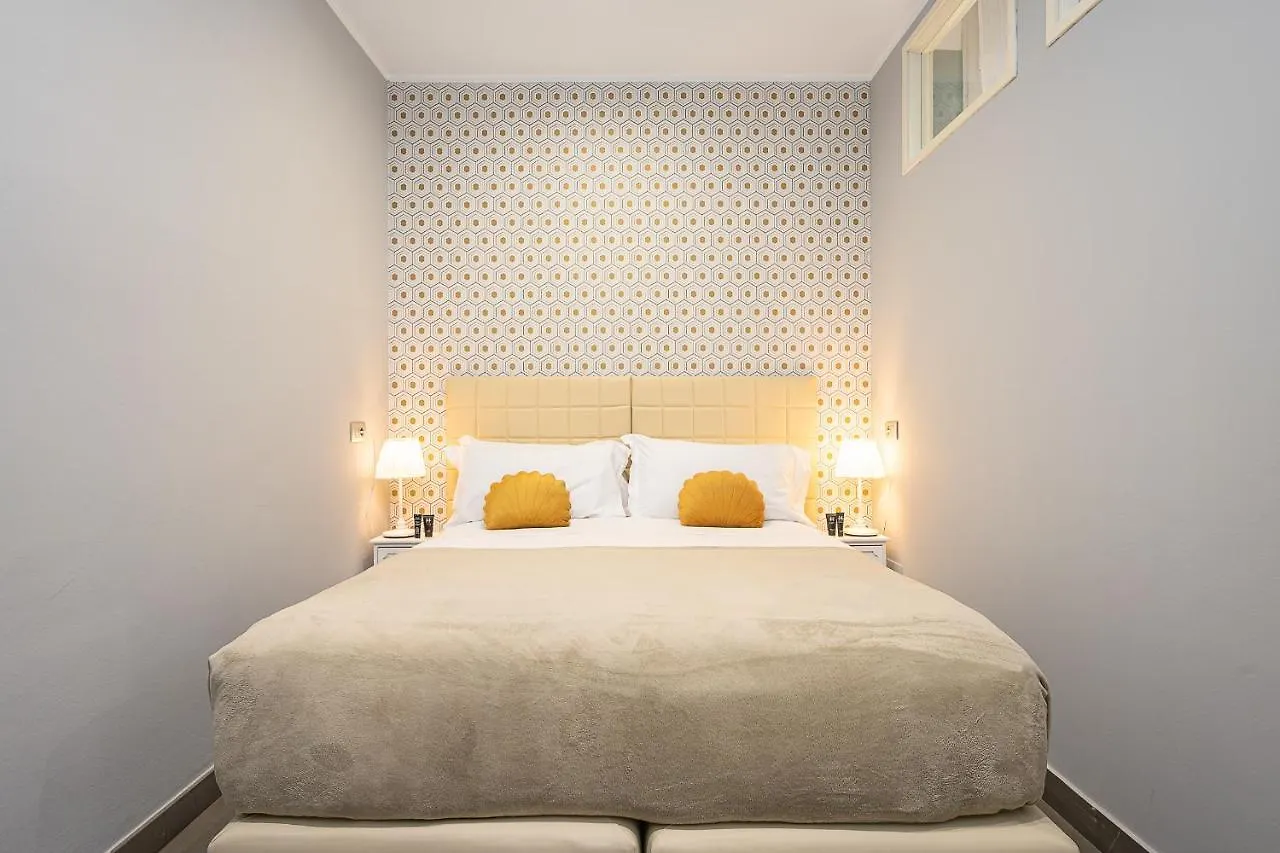Large Design Apartment In The City Center Milaan Italië